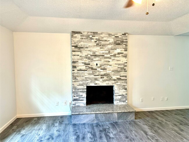 Photo - 2511 Maple Tree Ct