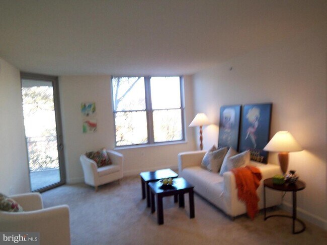 Photo - 11800 Sunset Hills Rd Unit 608