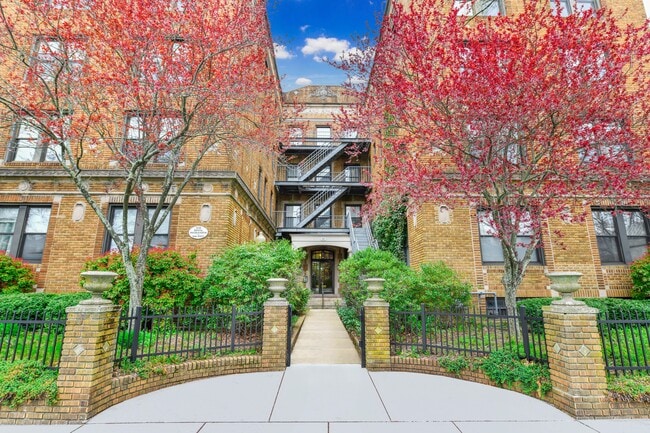 Highland Apartments