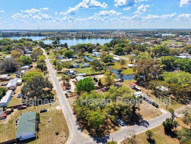 Photo - 322 Clearwater Lake Dr