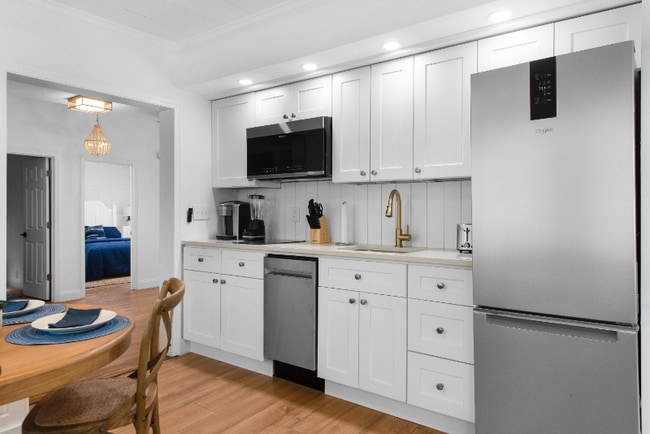 Photo - 403 11th Ave S