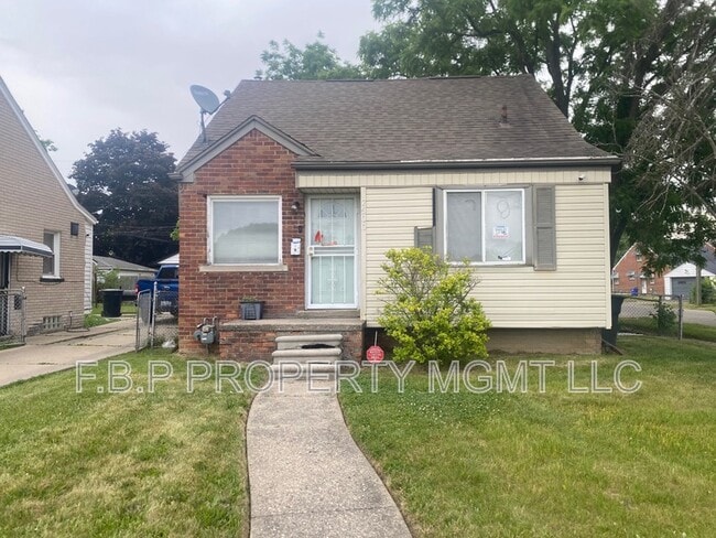 Building Photo - 7600 Pierson St