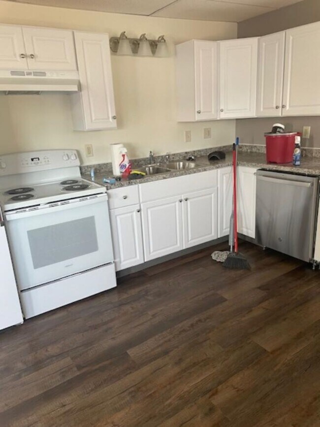 Photo - 8316 Park Rd Unit 8318 Park Road