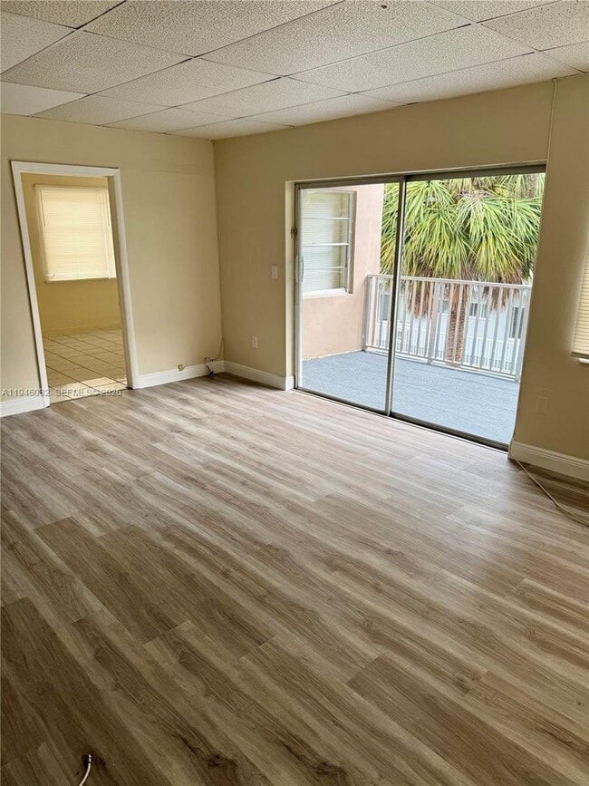 Photo - 9390 E Bay Harbor Dr Unit 10