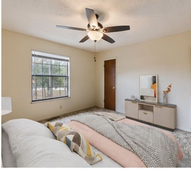 4435 Dorothy Dr