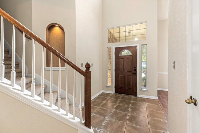 Photo - 419 Coyanosa Falls