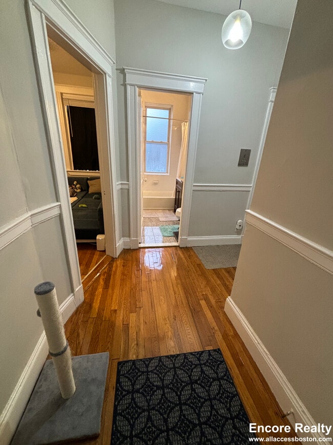 1193 Commonwealth Ave Unit 19