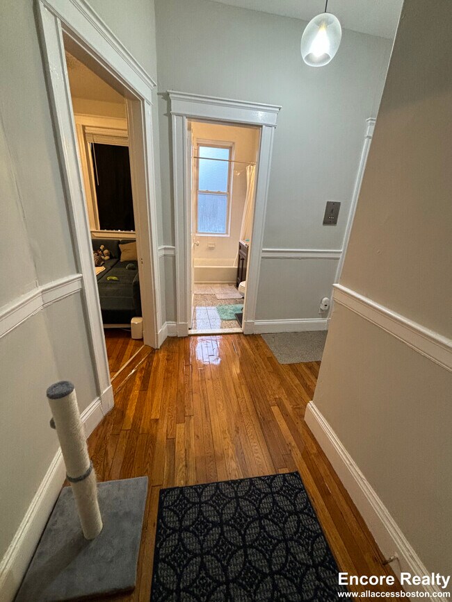 Photo - 1193 Commonwealth Ave Unidad 19