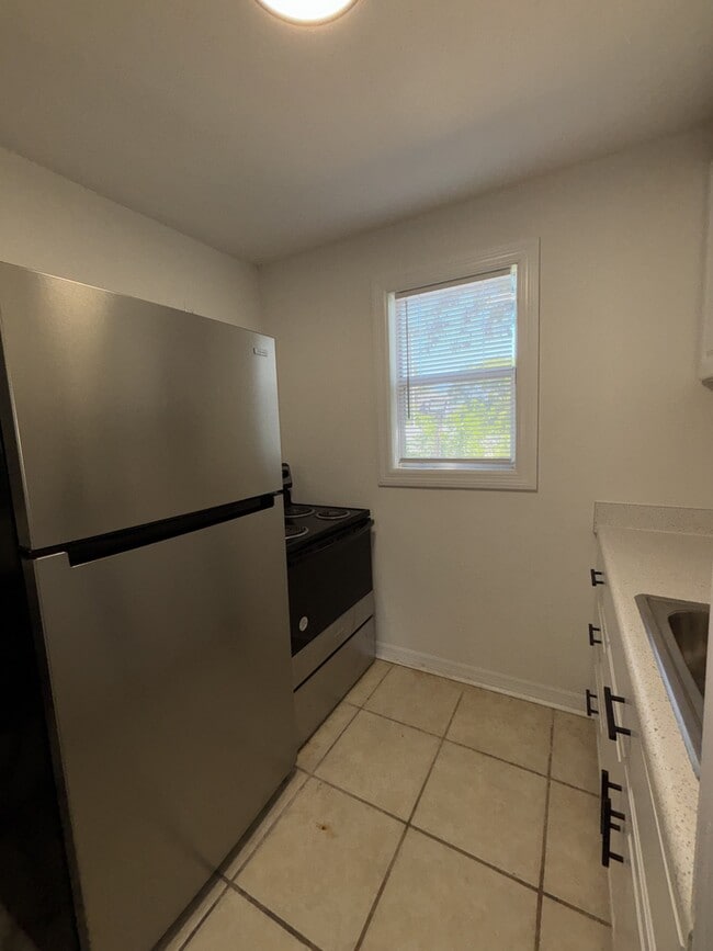 Photo - 1426 W 22nd St