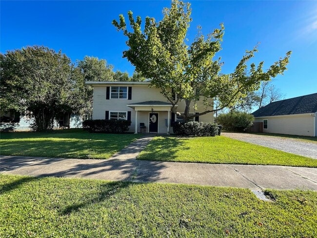 Building Photo - 1016 W Gandy St Unit 4