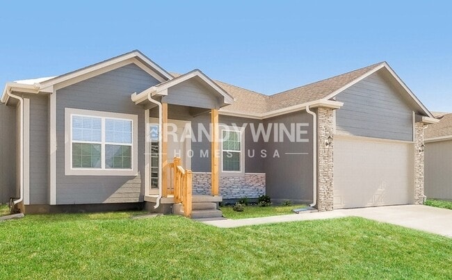 Photo - 1004 Woodland Dr