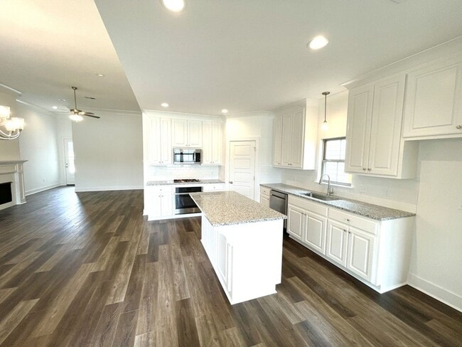 Photo - 4 Bedroom Home in Willows at Bayou Fountain