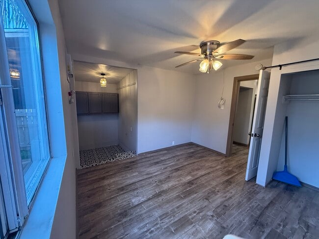 Photo - 2661 Newell St Unidad 2661 Newell St.