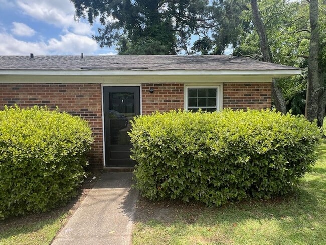 Building Photo - 6421 Applecross Ave Rental