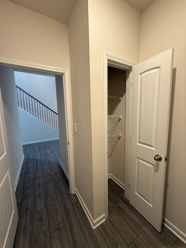 Photo - 79 Pineview Dr