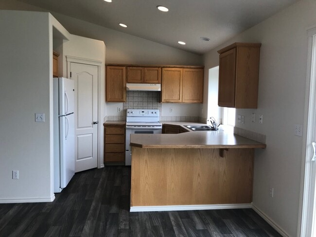 Photo - 17938 Monarch Way