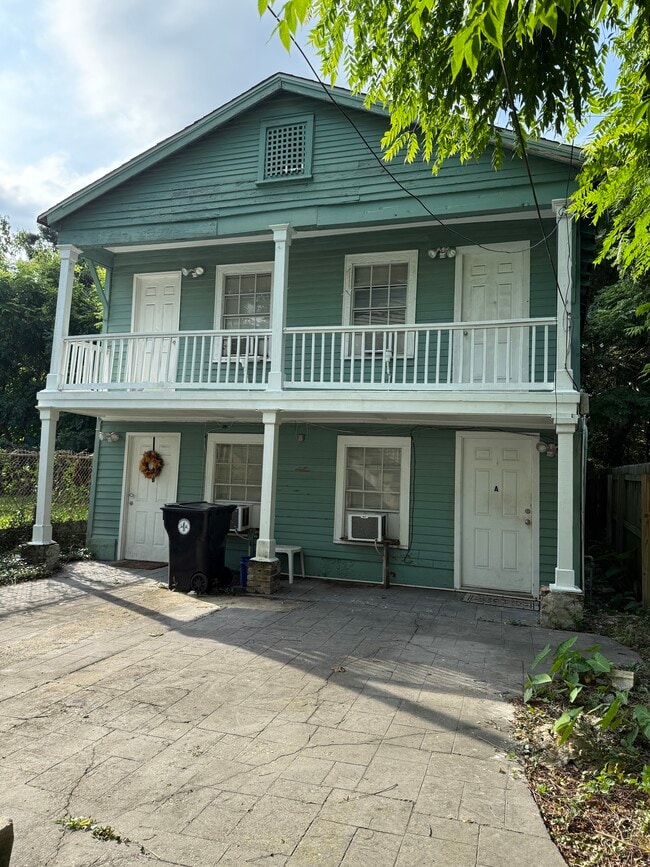 Photo - 2126 Danneel St