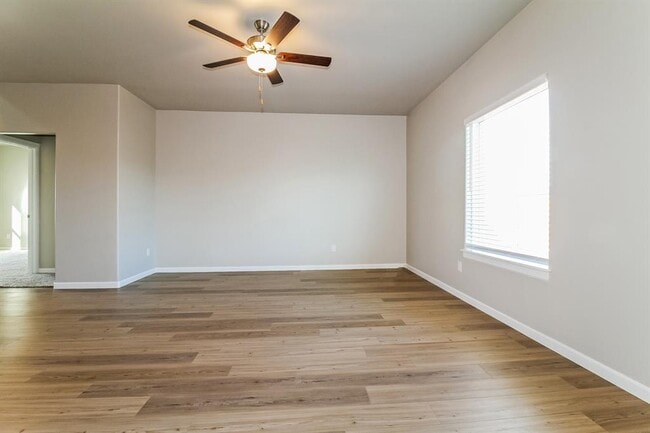 Photo - 1705 Ruby Dr