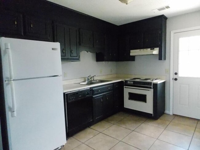 Photo - 140 Lanier Dr Unidad 12