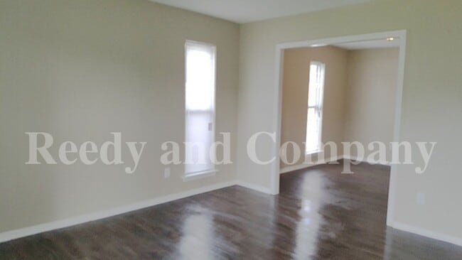 Photo - 2831 Gruber Dr