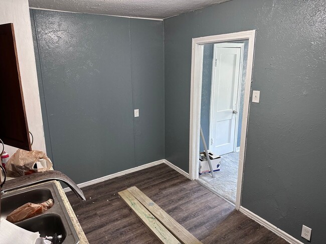 Photo - 2332-34 ELSIE FAYE HEGGINS Unidad 2334