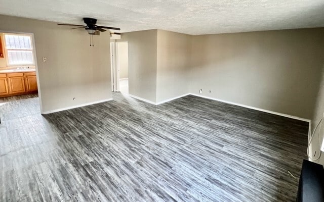 Photo - Knoxville Manor Apartments