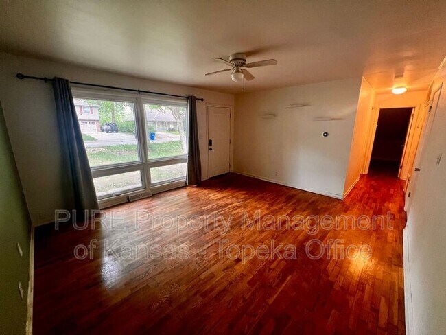 Photo - 2015 Clifton Ct