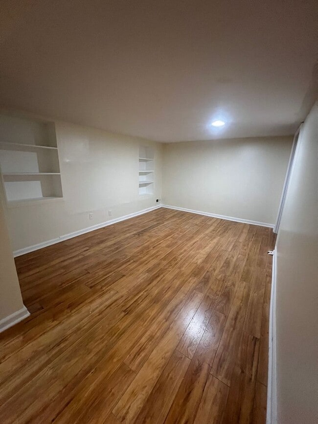 Photo - 425 Gibson Ave