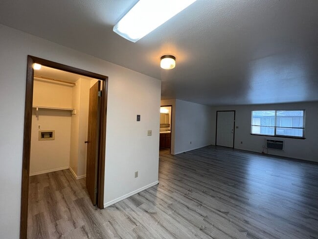 4804 Bonnie Ln