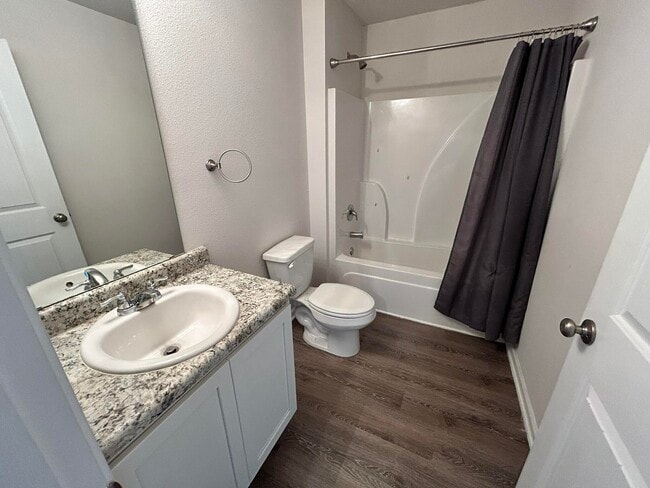 3293 Chapelwood Dr