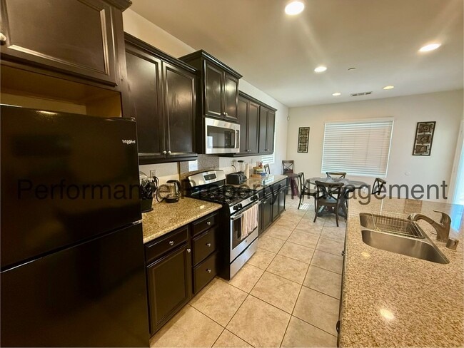 Photo - Spacious 4 Bed/2 Bath SW Bakersfield Home w/ RBP & $0 Deposit Option