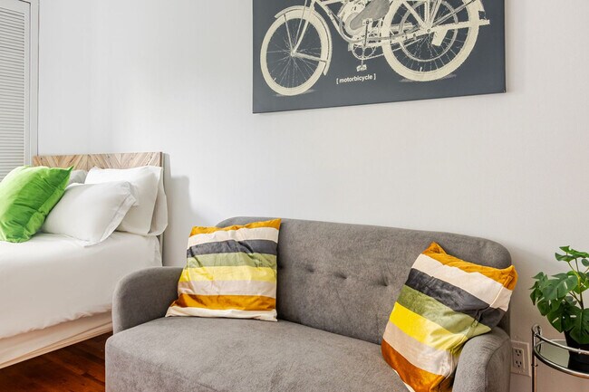 Photo - 765 Washington St Unidad FL2-ID1055582P