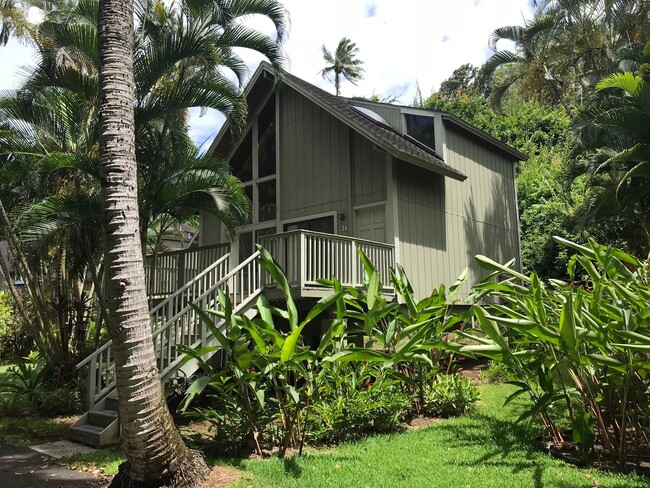 Kauhale Beach cove! Tropical, Serene and v... - Kauhale Beach cove! Tropical, Serene and v... House