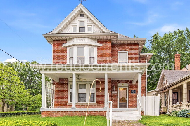 Photo - 71 W High St