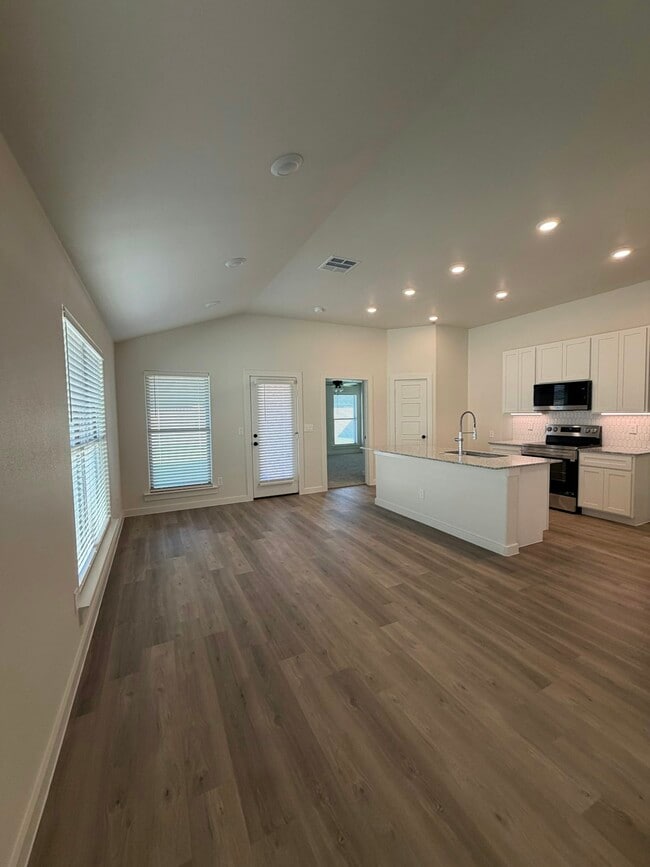 Photo - 9204 Prairieland Dr