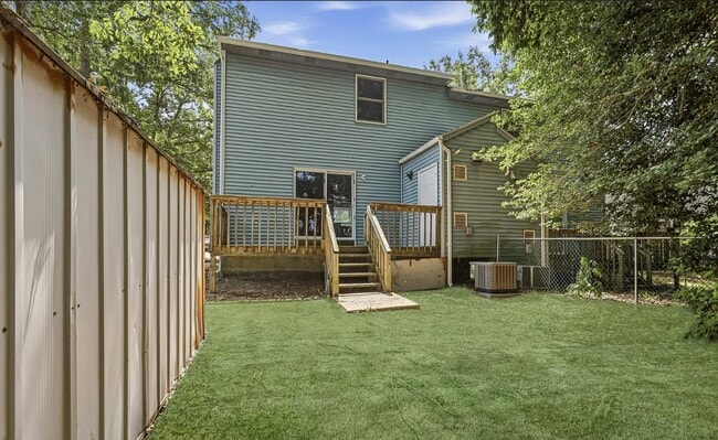 10 S Indian Valley Ct