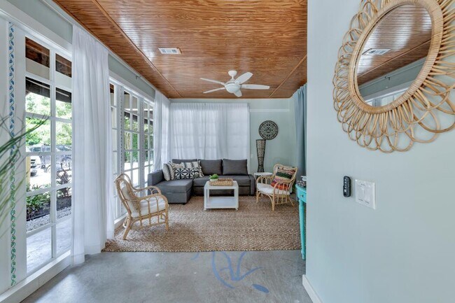 Photo - 6139 Gun Club Rd