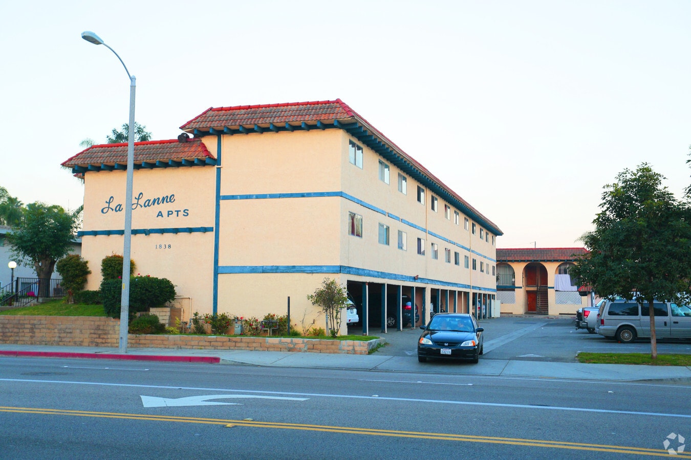 Photo - La Lanne Apartments