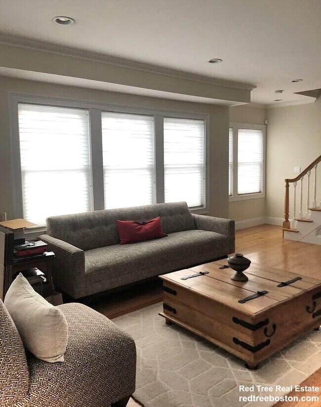 Photo - 33 Beaconsfield Rd