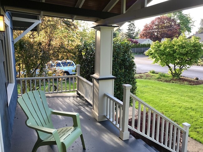 Photo - 6005 NE Failing St