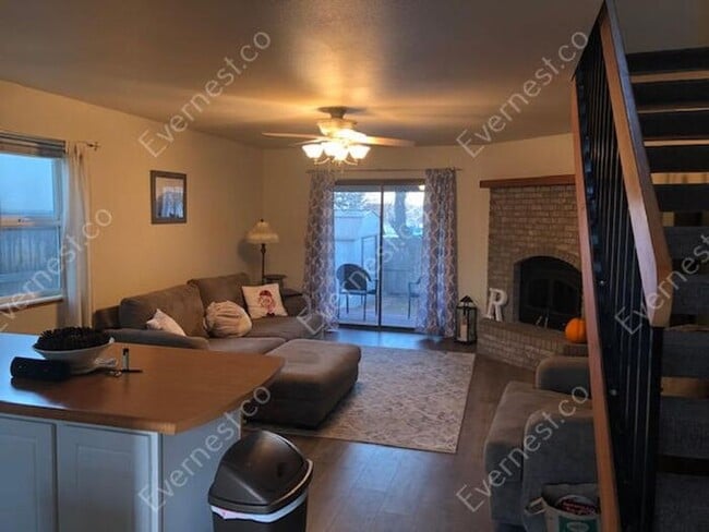 Photo - 1924 Ross Ct