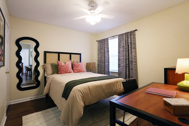Fully-Furnished-Bedroom-The-Vine-at-Bermuda-Run-Apartments-Near-GSU - The Vine at Bermuda Run