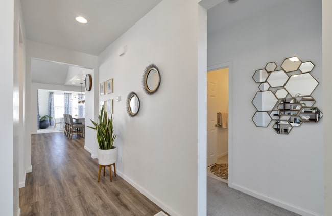 Photo - 5 bedroom 3.5 bathroom home in Lehi.