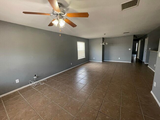 Photo - 5724 Saluki Dr