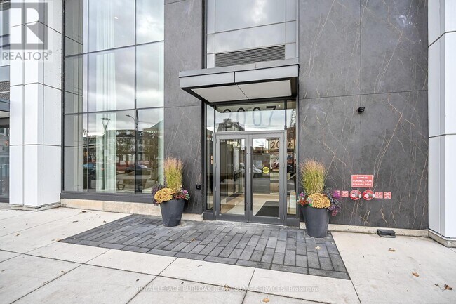 Photo - 2007 James St Unit 1503