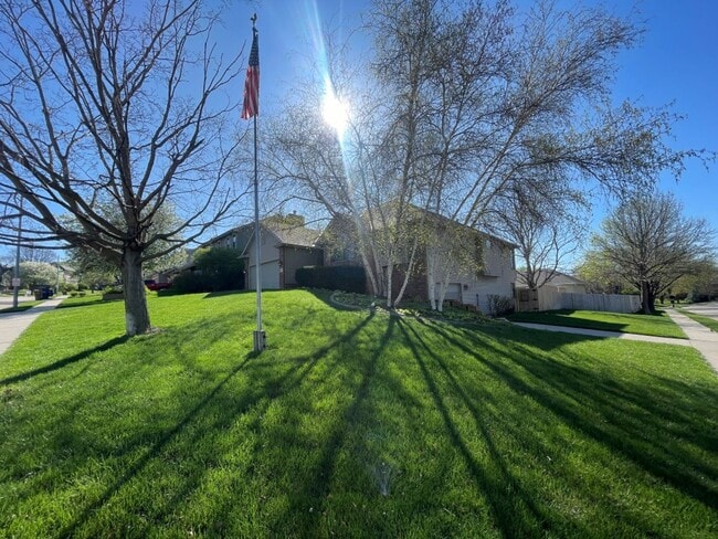 Photo - Home For Rent Bellevue.