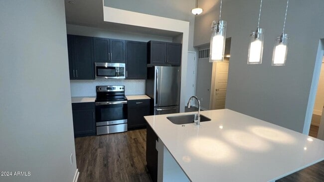 Photo - 4949 N 7th St