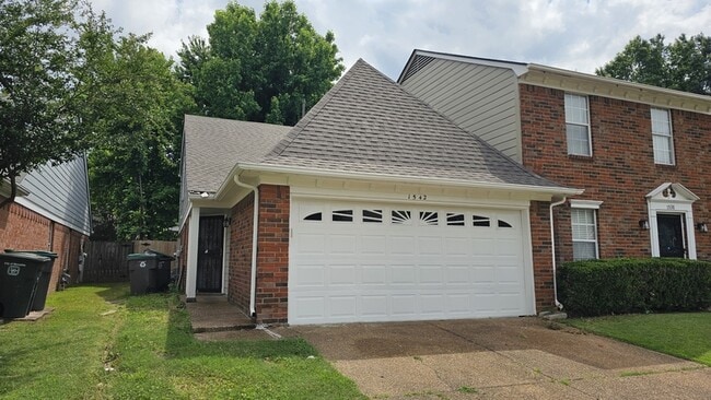 Photo - 1542 Beaver Trail Dr House