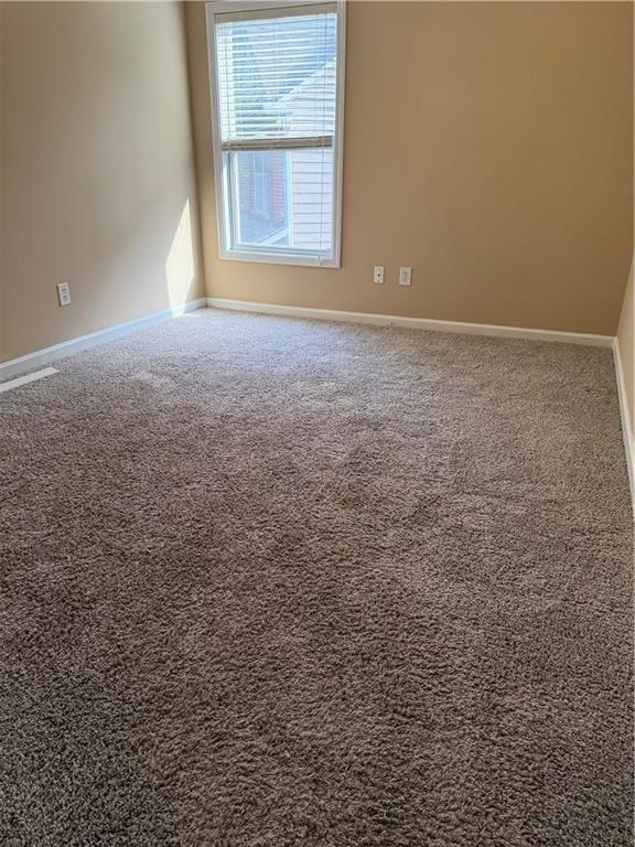 Photo - 1646 Hedington Ct SE