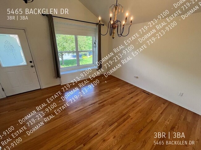 Photo - 5465 Backglen Dr